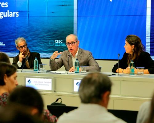 Joaquim Daura, president del Clúster de l’Energia Eficient de Catalunya; José Alberto Carbonell, president del Port de Barcelona, i Anna Camp, directora de l’Institut Català d’Energia.