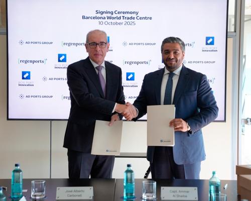José Alberto Carbonell, president de la Fundació BCN Port Innovation i del Port de Barcelona, amb Ammar AI Shaiba, CEO Maritime & Shipping Cluster d’AD Ports Group.
