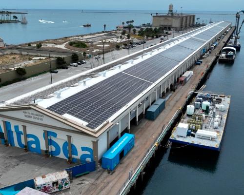 Instalaciones de AltaSea en el Puerto de Los Ángeles.