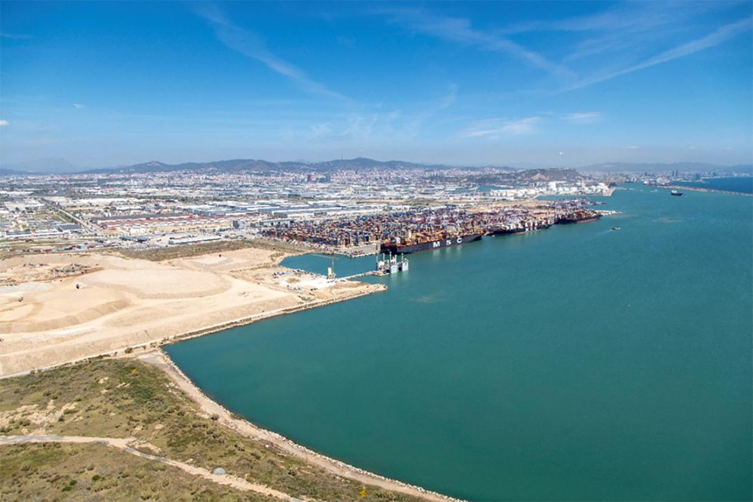 El trasllat de l’activitat de contenidors a la zona sud del port minimitzarà les externalitats mediambientals de l’activitat portuària en zones urbanes.