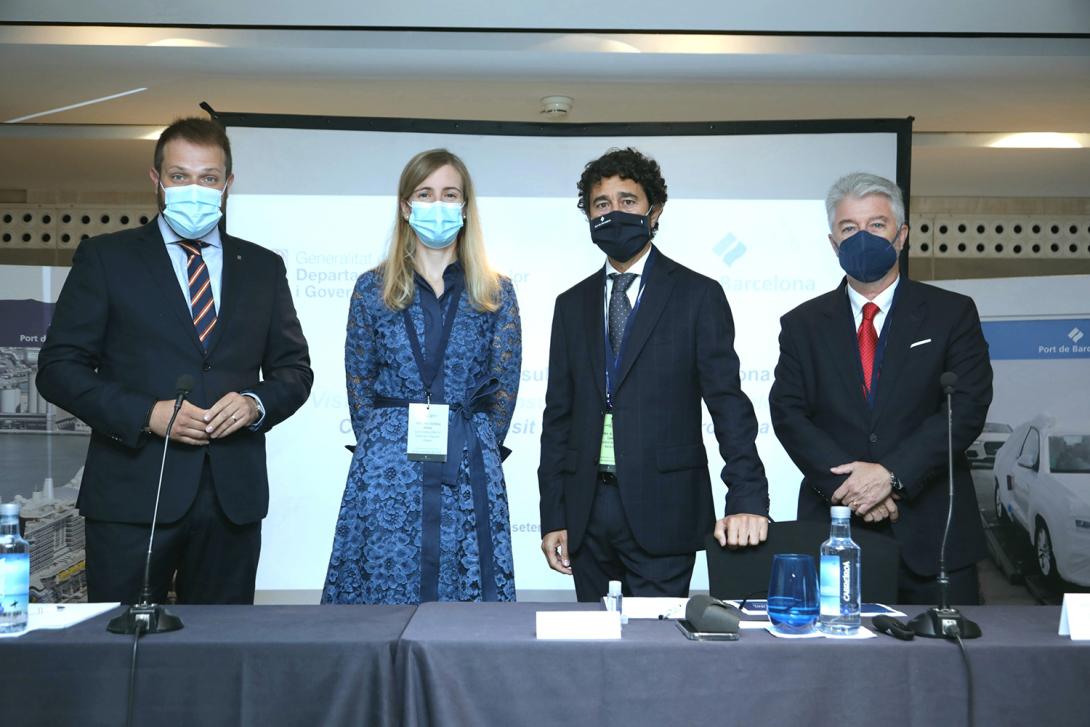 El encuentro con el cuerpo consular ha tenido lugar en el World Trade Center Barcelona.
