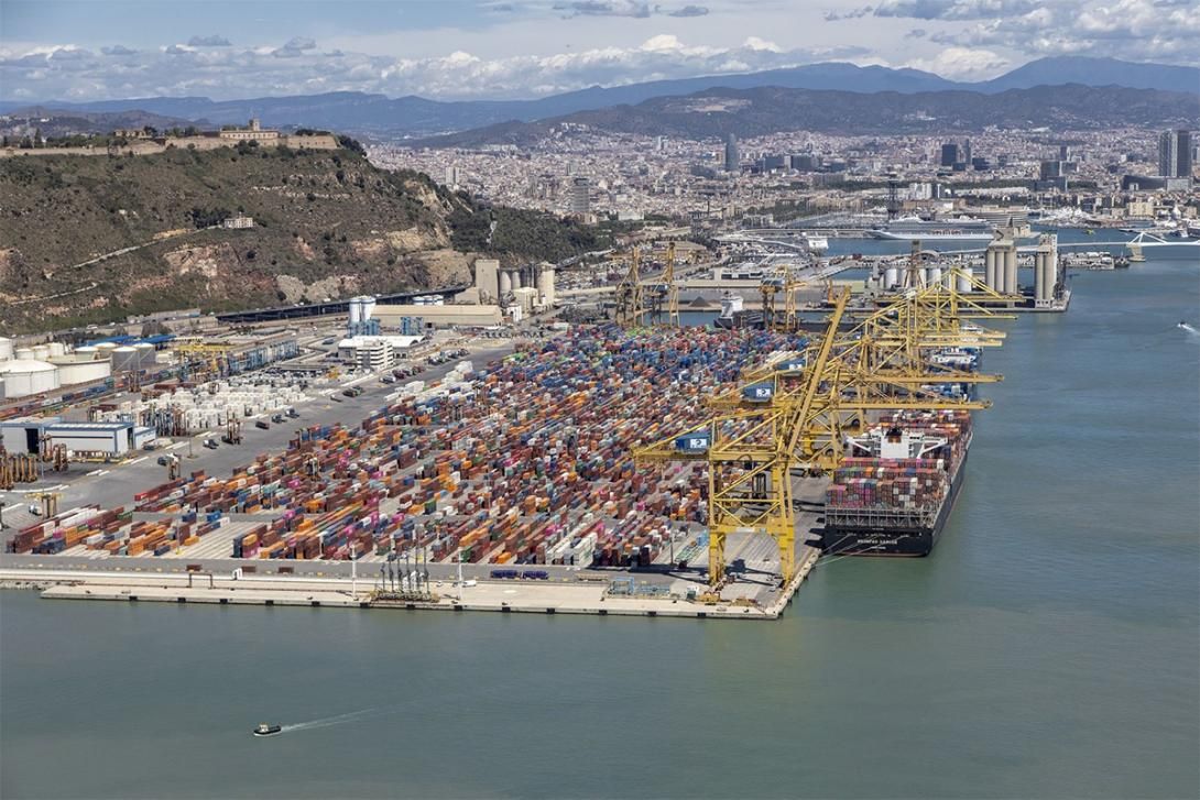 Contenidors al Port de Barcelona.