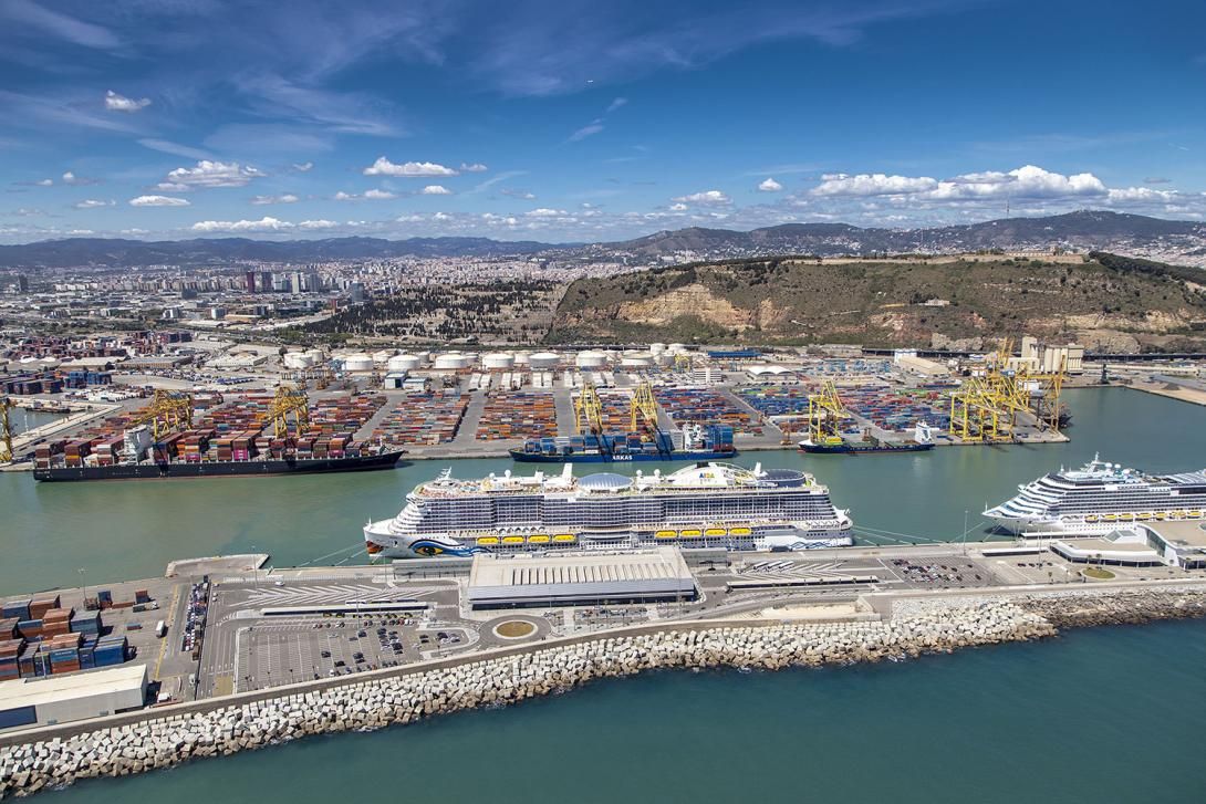 El tràfic de mercaderies del Port de Barcelona ha sumat al mes de març un total de 4,9 milions de tones.