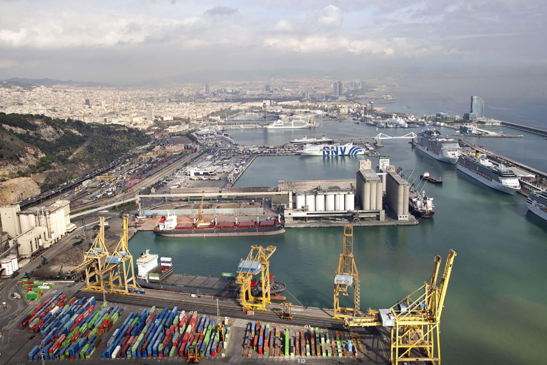 Vista aèria del Port de Barcelona.