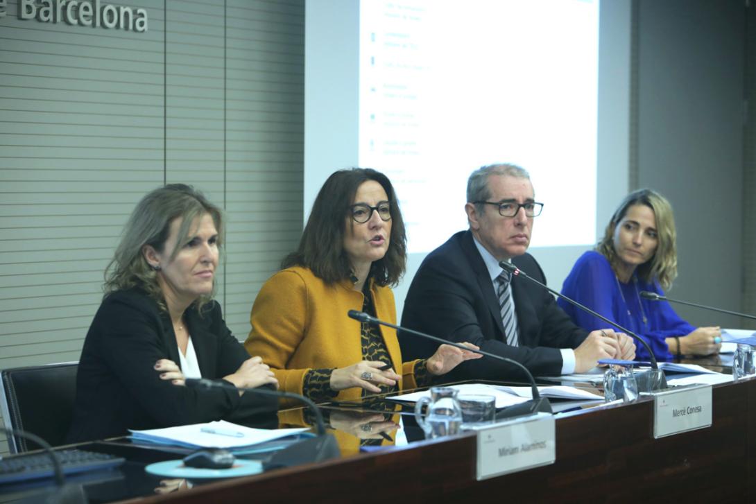 Miriam Alaminos, Deputy Director of Economic-Financial Affairs, Mercè Conesa, President of the Port, José Alberto Carbonell, General Manager, and Núria Burguera, Director of Communications.