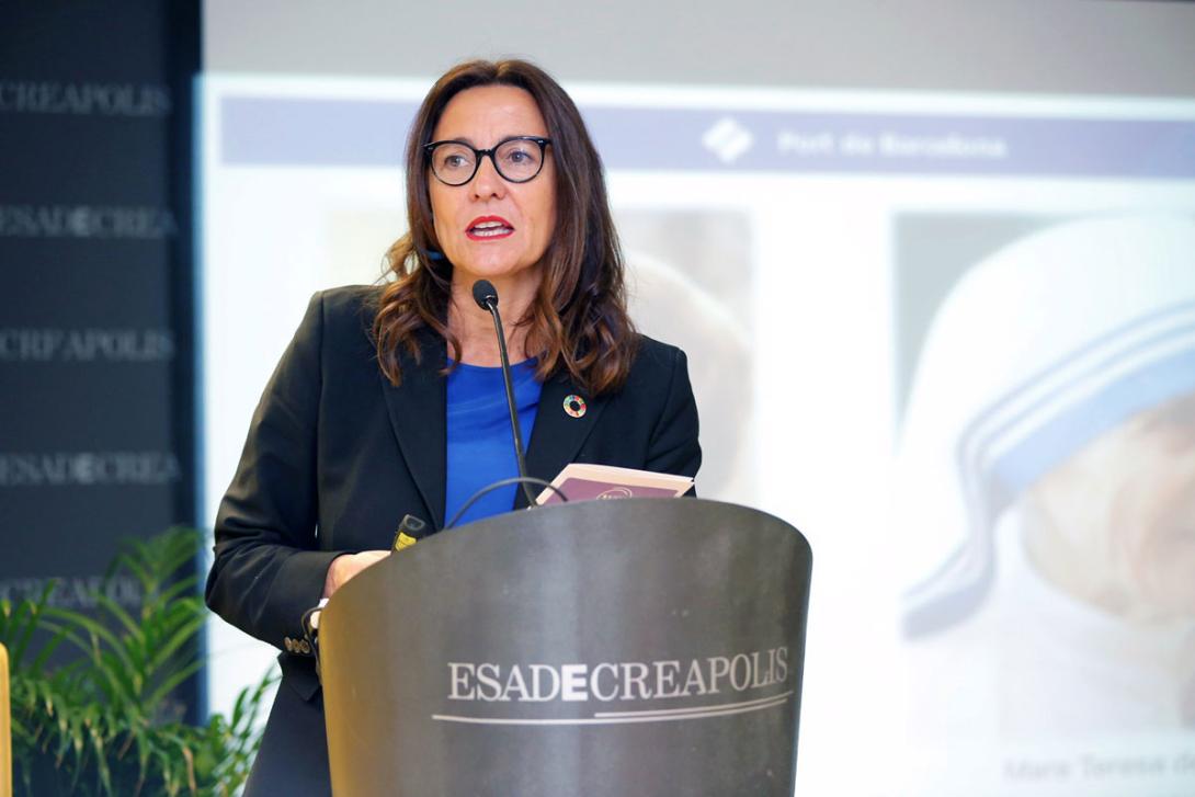 La presidenta del Port de Barcelona, Mercè Conesa, durant la seva conferència.