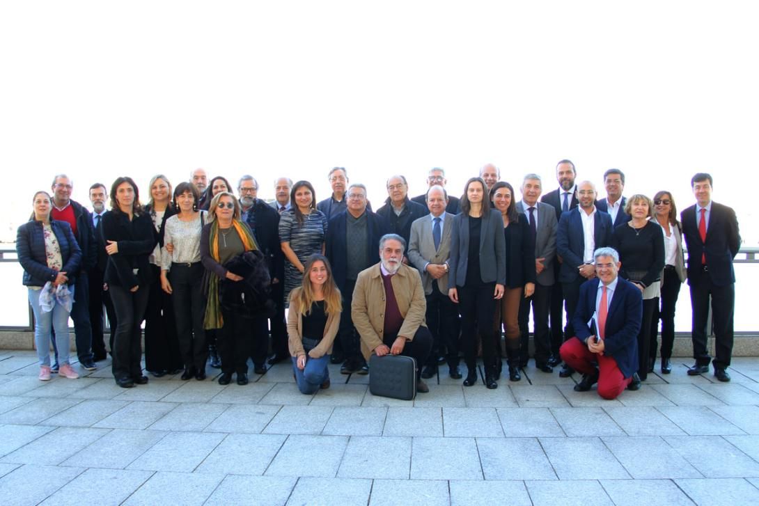 Participants en la Junta General de l'Associació per a la Col·laboració entre Ports i Ciutats – REPTI, i el seminari organitzat per aquesta associació internacional.