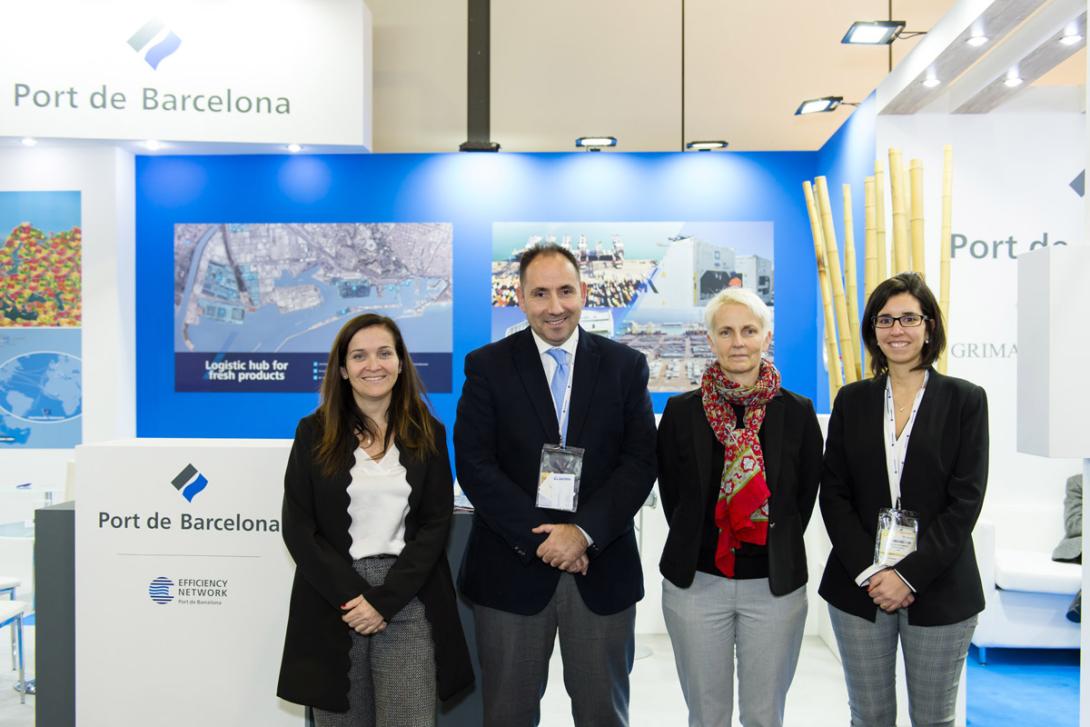 Carles Mayol, sales manager del Port de Barcelona; Teresa Jordà, consejera de Agricultura, Ganadería, Pesca y Alimentación de la Generalitat de Catalunya; Eugenio Grimaldi, line manager de Grimaldi Group; y Ana Arévalo, commercial manager del Port de Barcelona.