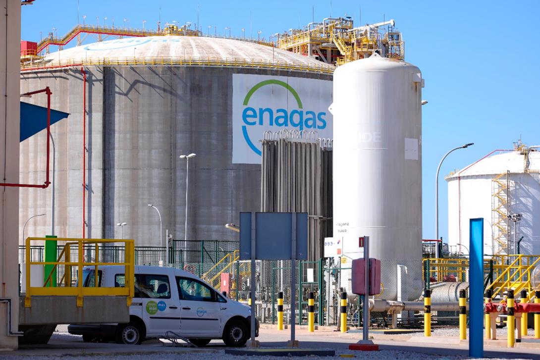 Els líquids a granel han registrat un tràfic de 13,88 milions de tones, creixent un 23,2%.