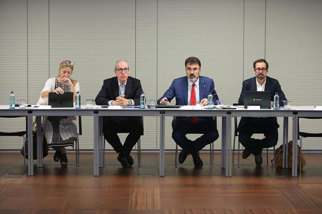 Carla Salvadó, subdirectora general de Comercial i Marquèting del Port de Barcelona; José Alberto Carbonell, director general; Lluís Salvadó, president, i Miquel Rodríguez Planas, gerent de Promoció econòmica de l’Ajuntament de Barcelona.