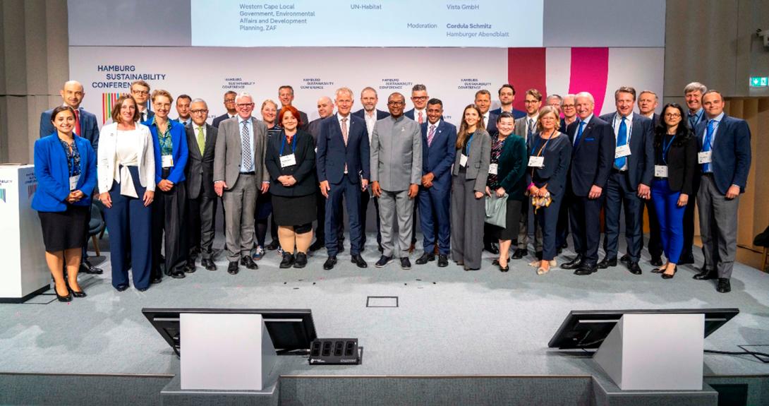 Els participants a la reunió d'ahir de la Declaració de Hamburg.