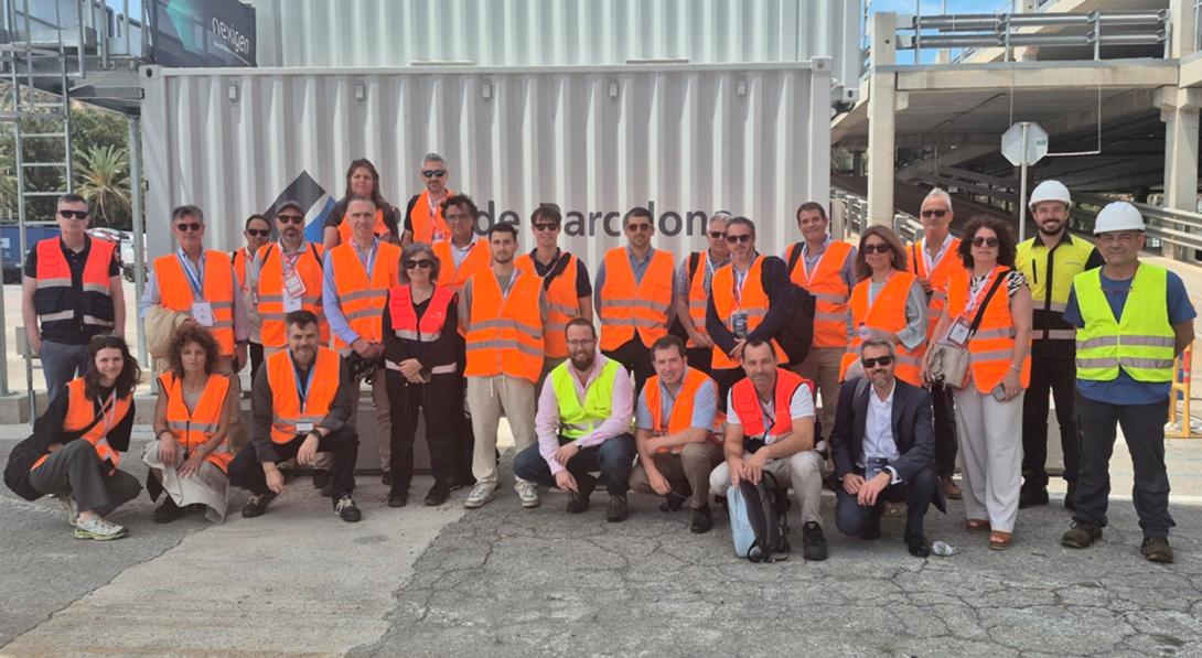 Els participants a la jornada han visitat Grimaldi Terminal Barcelona per conèixer in situ la instal·lació dels OPS al Port de Barcelona.