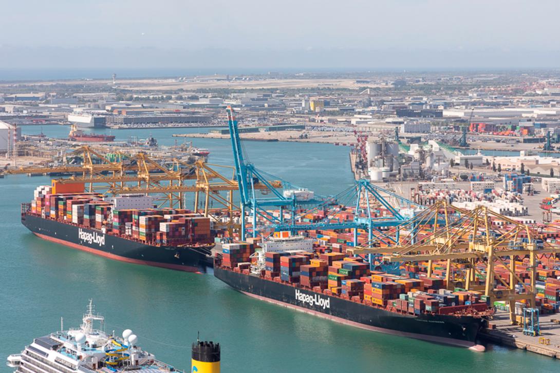 Vista aèria del Port de Barcelona. 